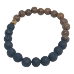 Ανδρικό βραχιόλι με ξύλινες  χάντρες , λάβα και  χρυσό μεταλλικό χρυσό στοιχείο