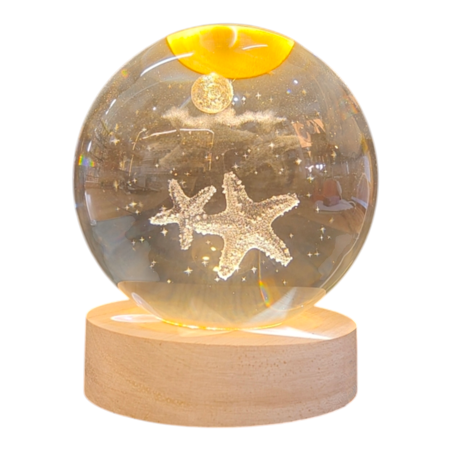 14-86 Κρυστάλλινη Σφαίρα "Starfish Dreams" με Ξύλινη Φωτιζόμενη Βάση – 8cm - Image 1