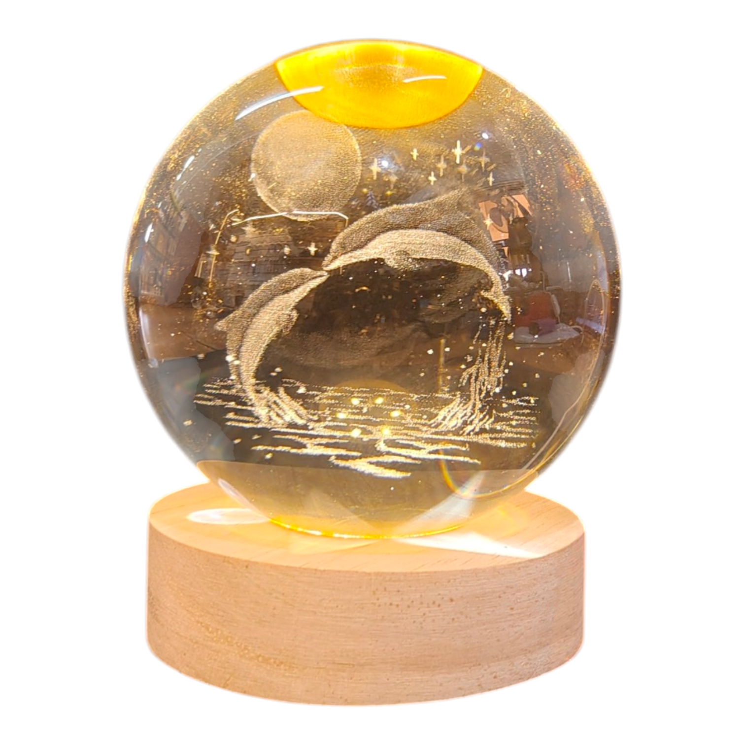14-88 Κρυστάλλινη Σφαίρα "Dolphin Dance" με LED Ξύλινη Βάση – 8cm - Image 1